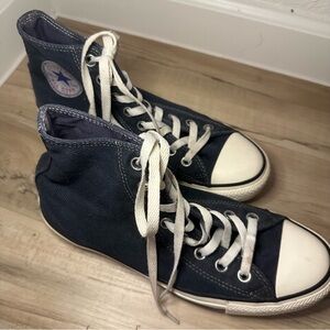 Corduroy Converse Navy and White High-Tops